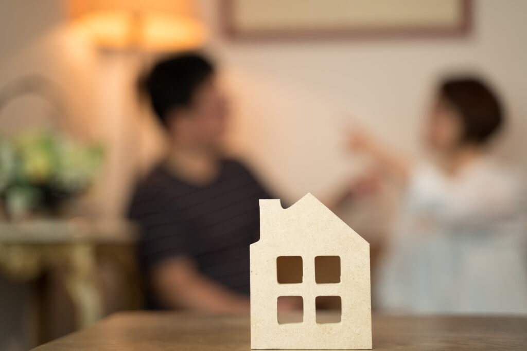 家を離婚で売る前に知っておくべき分与の手順と注意点